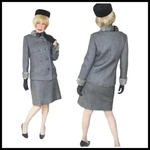 Vintage Velvet Round Pillbox Hat in Black - Picture 3 of 12